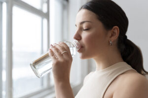 Uống nước nhiều có tăng cân không?